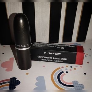 Mac Lustre lipstick